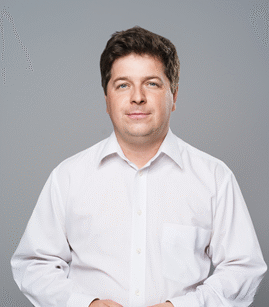 zdjęcie ekspreta od dofinansowań -Grzegorz Krzyszczyk